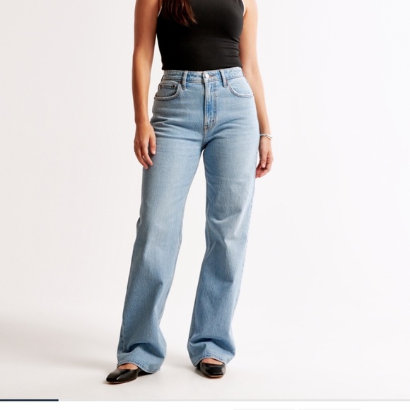 abercrombie & fitch The 90s Relaxed Jean
High Rise curve love 28/ 6s - Picture 1 of 11